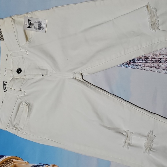 Vans White Distressed Skinny Fray Hem Jeans Size 1/25 NWT - Picture 4 of 8
